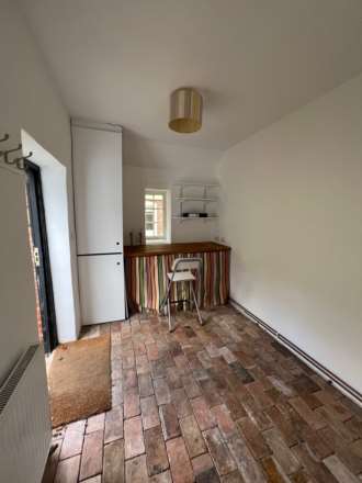 Bacres Farm Cottage, Henley On Thames, Image 17