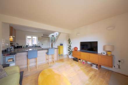 Bacres Farm Cottage, Henley On Thames, Image 4