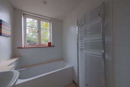 Bacres Farm Cottage, Henley On Thames, Image 7