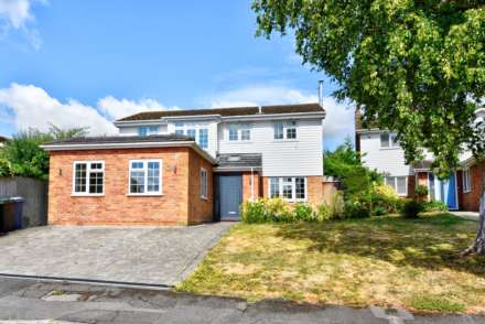 Brill Close, Marlow, Image 1