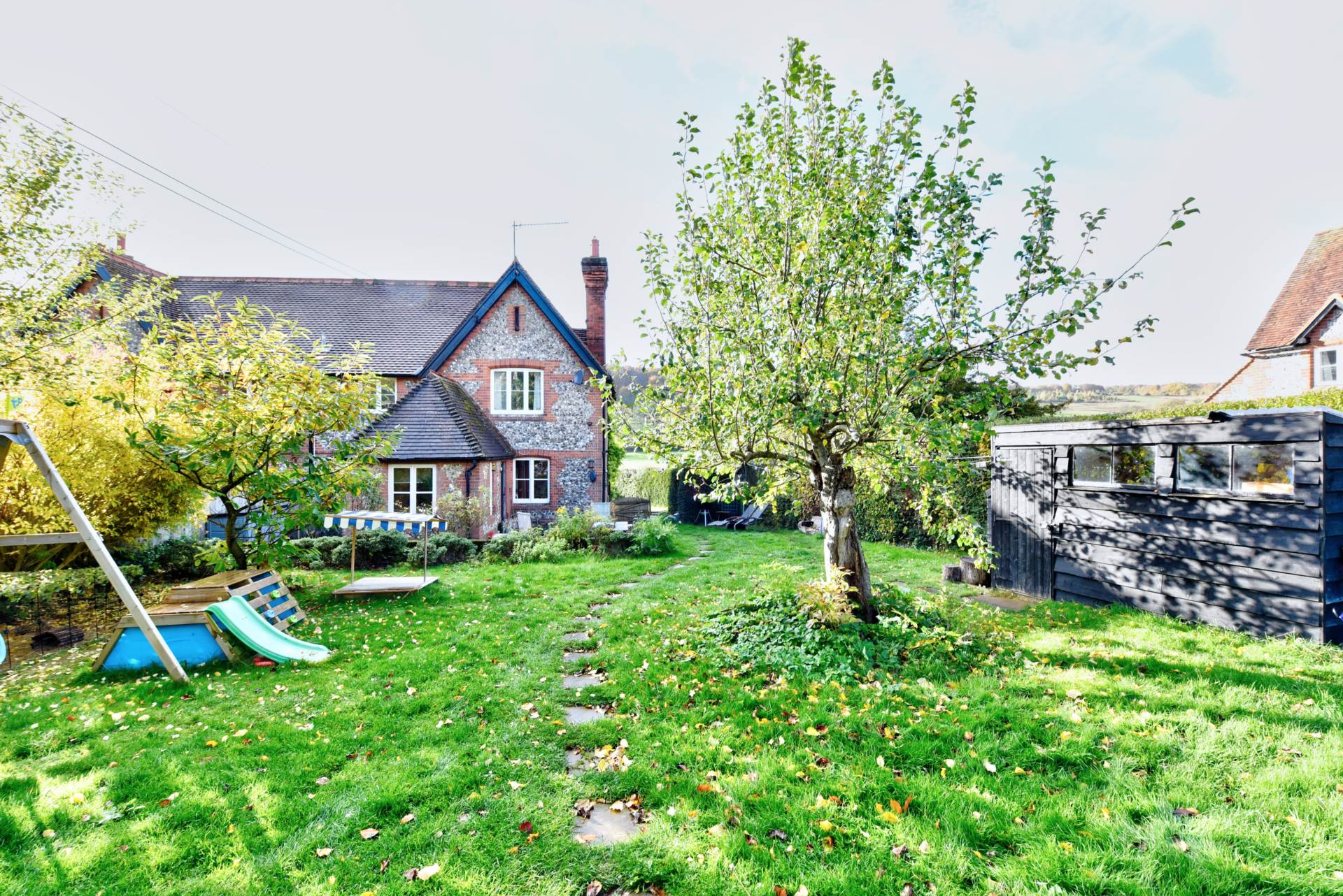 Coombe Terrace, Hambleden, Image 9