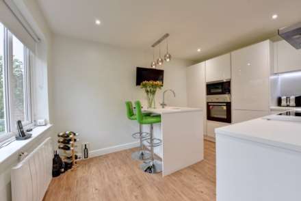 Leaver Road, Henley-On-Thames, Image 2