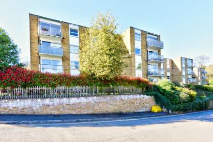 Beech House, Henley On Thames