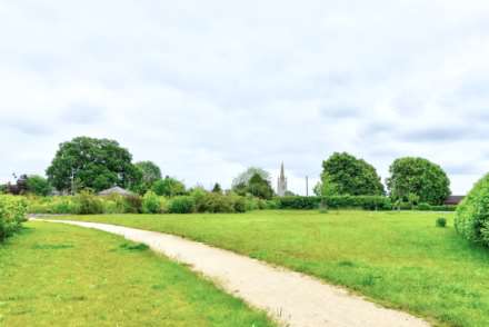Stokes Grove, Hanslope, Image 16