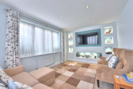 Stokes Grove, Hanslope, Image 7