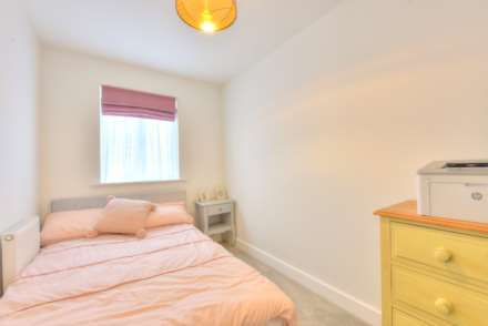 Stokes Grove, Hanslope, Image 8