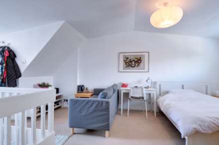 Upton Close, Henley On Thames, Image 11