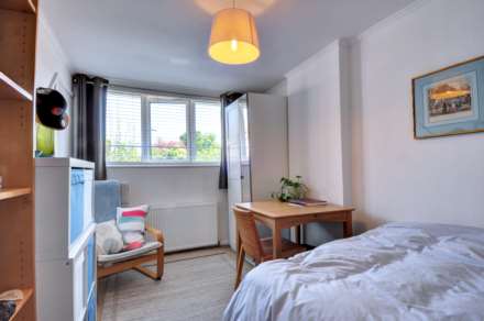 Upton Close, Henley On Thames, Image 8