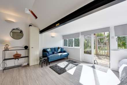 Oakfield Cottage, Lower Shiplake, Image 3