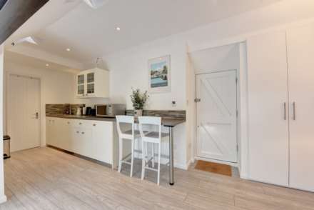 Oakfield Cottage, Lower Shiplake, Image 5