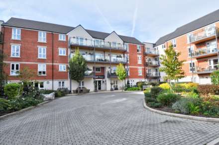 Albert Court, Henley On Thames, Image 10