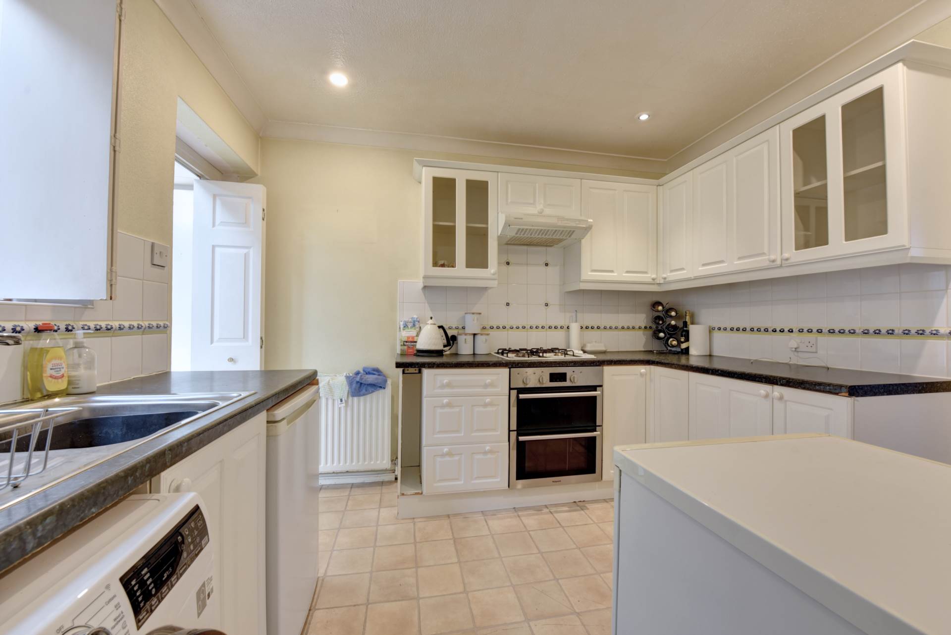Gainsborough Crescent, Henley On Thames, Image 3