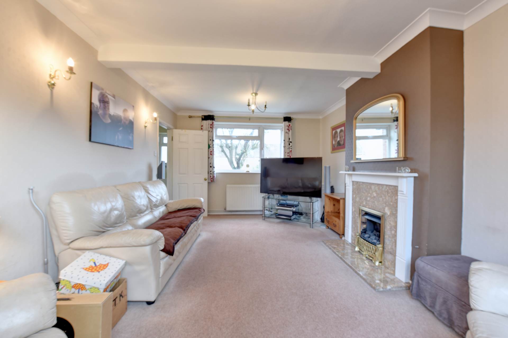 Gainsborough Crescent, Henley On Thames, Image 4