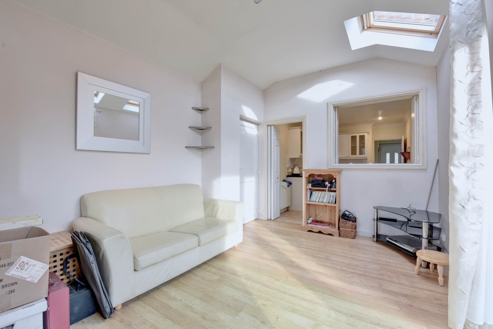 Gainsborough Crescent, Henley On Thames, Image 5