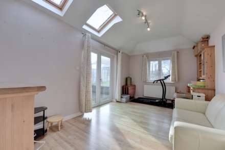 Gainsborough Crescent, Henley On Thames, Image 6