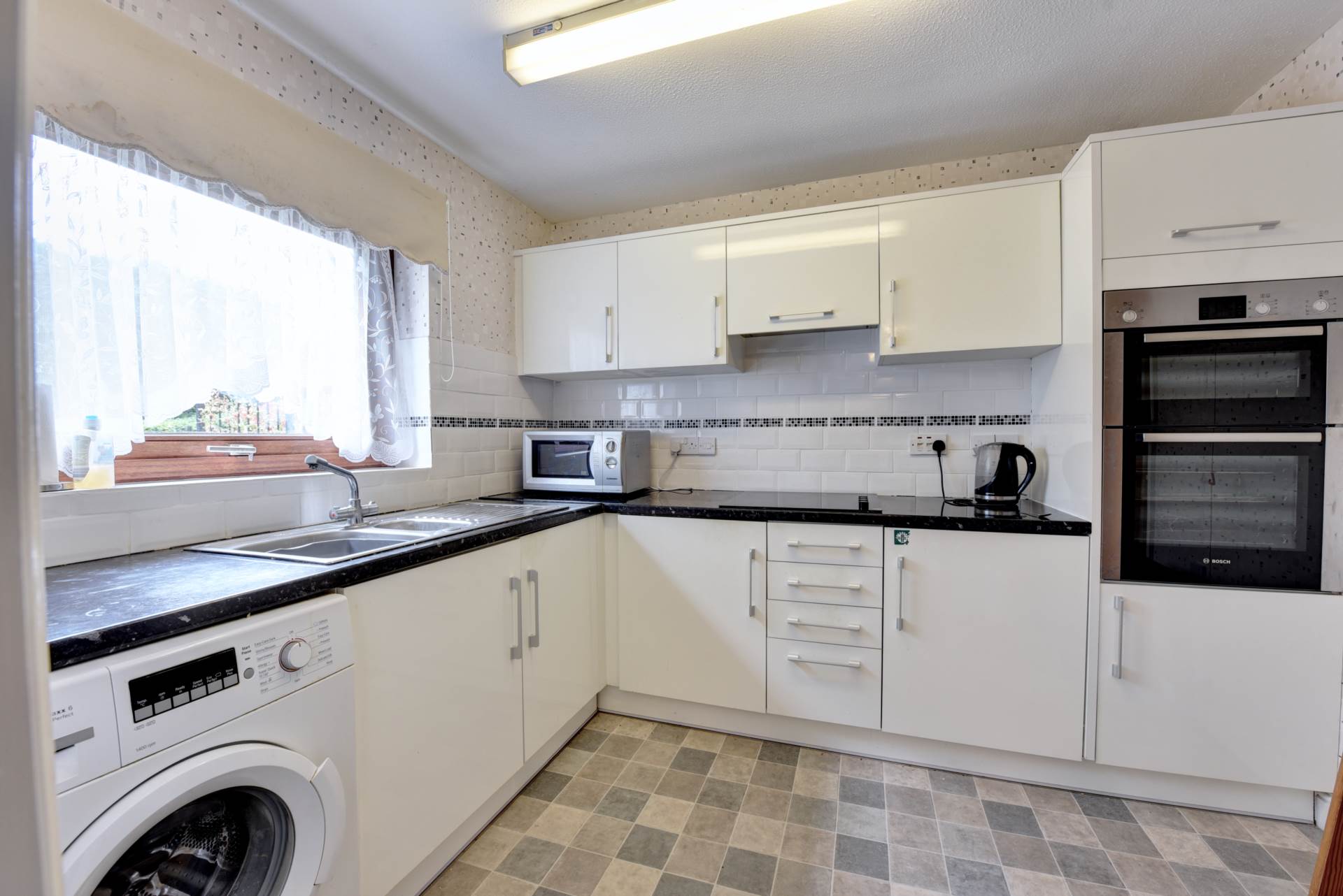 Victoria Court, Henley On Thames, Image 4