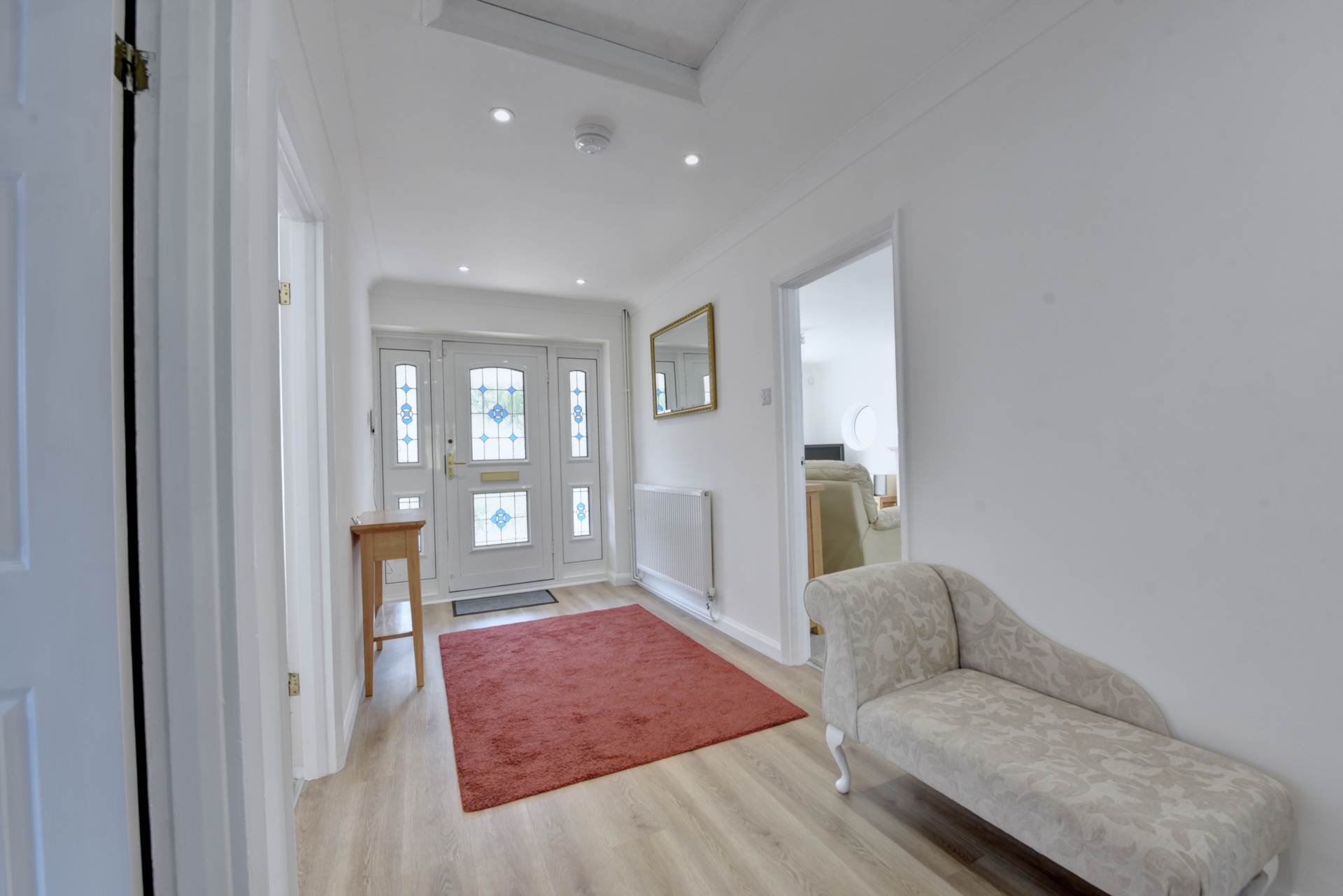 Marlow Bottom, Marlow Bottom, Image 3