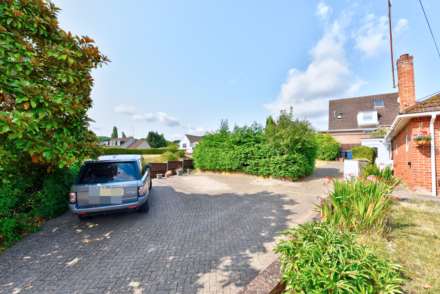 Marlow Bottom, Marlow Bottom, Image 14