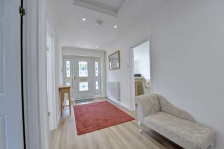 Marlow Bottom, Marlow Bottom, Image 3
