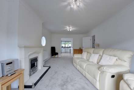 Marlow Bottom, Marlow Bottom, Image 5