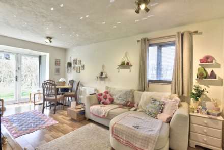 Tilebarn Close, Henley On Thames, Image 2