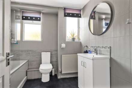 Upton Close, Henley-On-Thames, Image 13
