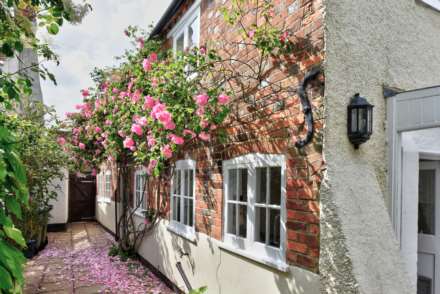 Wood Street, Wallingford, Image 2