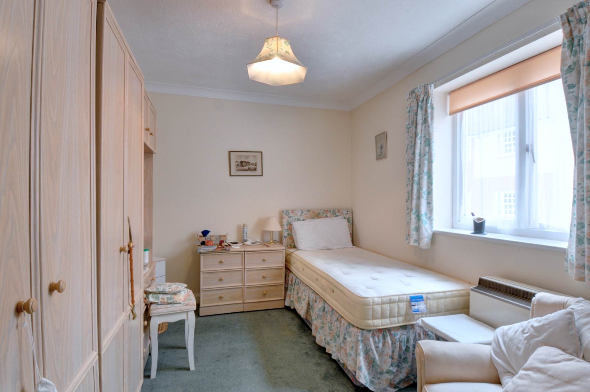 War Memorial Place, Henley On Thames, Image 6