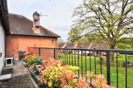 War Memorial Place, Henley On Thames, Image 8