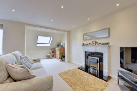 Adam Court, Henley On Thames, Image 1