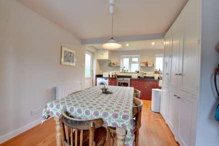 Priest Close, Henley On Thames, Image 4
