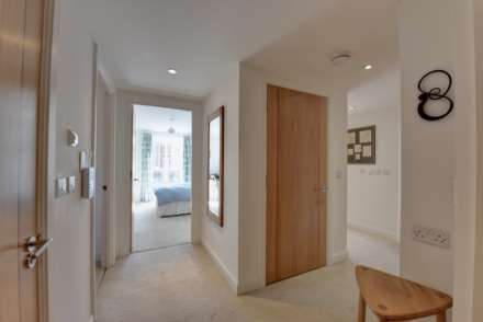 Reading Road, Albert Court, Image 8