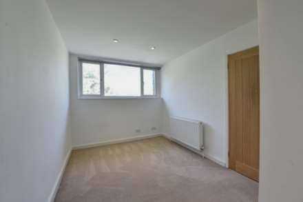 Upton Close, Henley On Thames, Image 13
