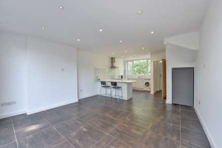 Upton Close, Henley On Thames, Image 6