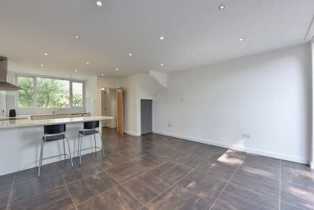 Upton Close, Henley On Thames, Image 7