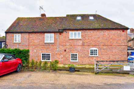 High Street, Nettlebed, Image 1