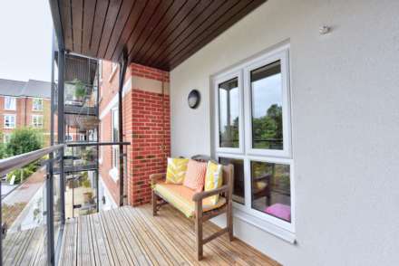 Albert Court, Reading Road, Image 10