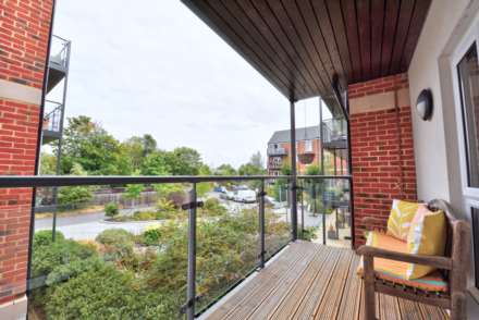 Albert Court, Reading Road, Image 2