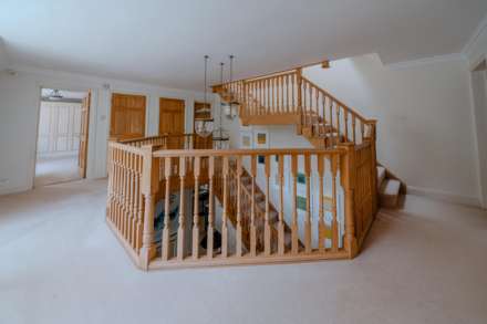 Mill Lane, Hurley, Image 12