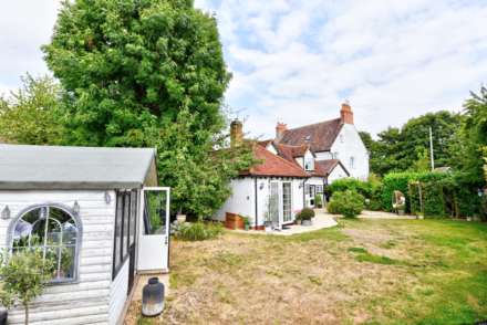 Stoke Row Road, Henley On Thames, Image 17