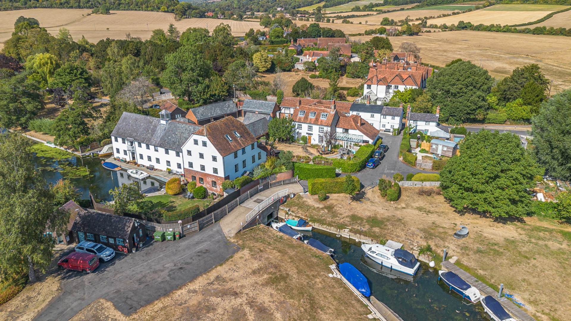 Mill End, Hambleden, Image 17