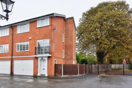 4 Bedroom End Terrace, Radnor Close, Henley On Thames