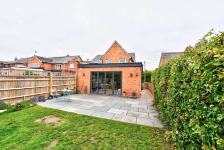 Heathfield Avenue, Binfield Heath, Image 13