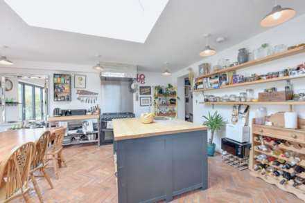 Heathfield Avenue, Binfield Heath, Image 3