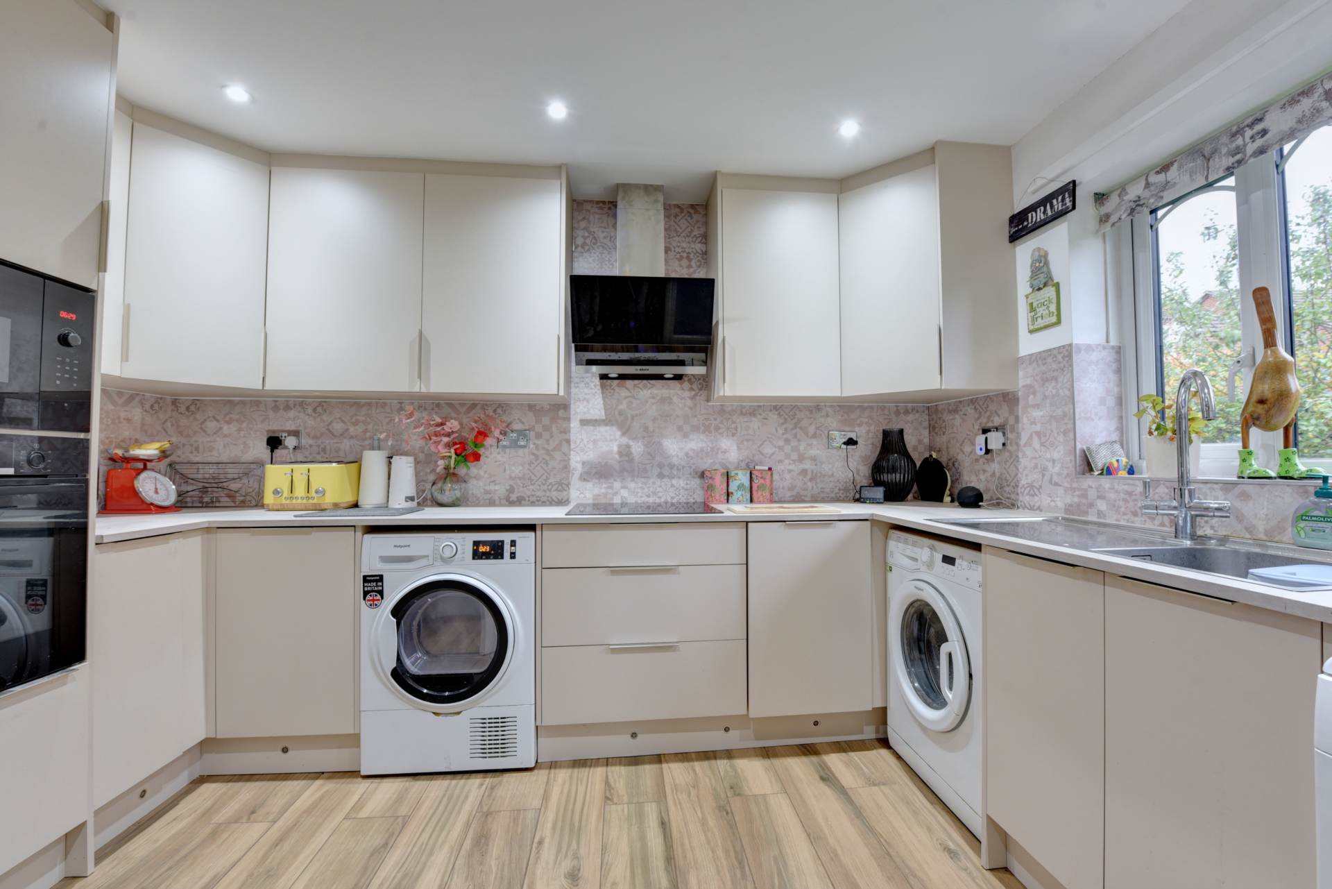 Sherwood Gardens, Henley On Thames, Image 2