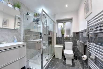 Sherwood Gardens, Henley On Thames, Image 7