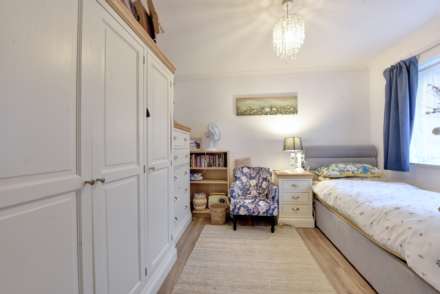 Sherwood Gardens, Henley On Thames, Image 8