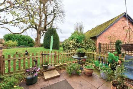 Sherwood Gardens, Henley On Thames, Image 9