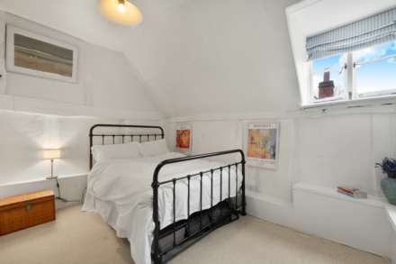 The Old Crown, Skirmett, Image 13