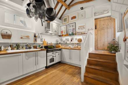 The Old Crown, Skirmett, Image 7